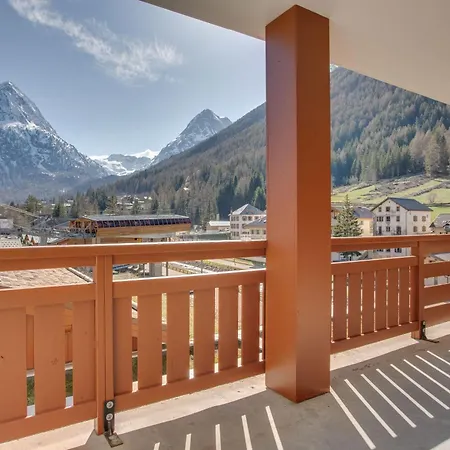 Aparthotel Dormio Les Portes Du Mont Blanc 4*